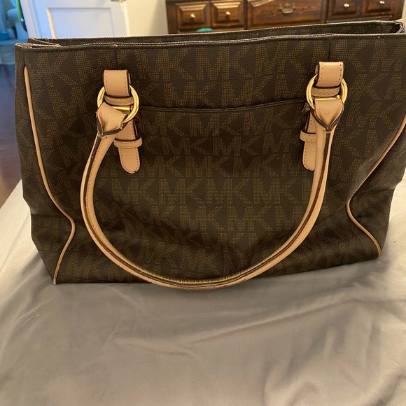 Michael Kors Purse & Wallet Bundle - Picture 12 of 16
